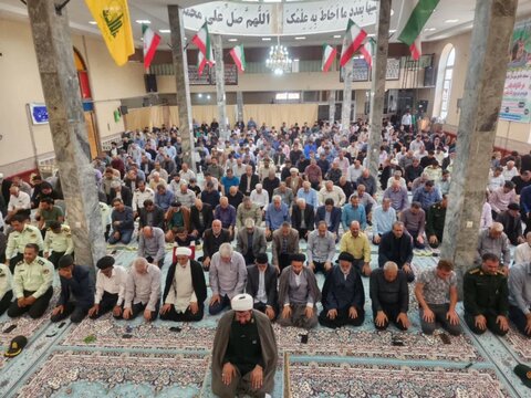 تصاویر/ اقامه نماز جمعه شهر چایپاره