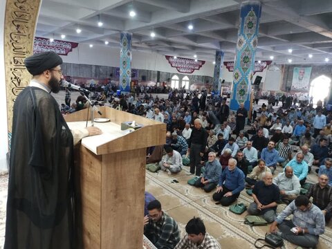 تصاویر/ نمازعبادی سیاسی جمعه کاشان