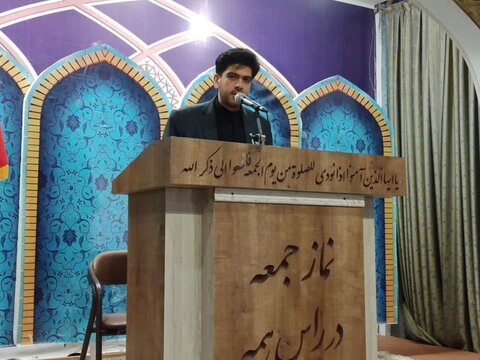 تصاویر/ نمازعبادی سیاسی جمعه کاشان