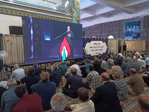 تصاویر/ نمازعبادی سیاسی جمعه کاشان