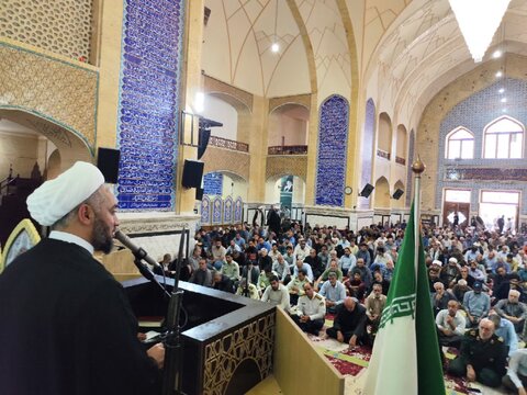 تصاویر/ نماز جمعه بم