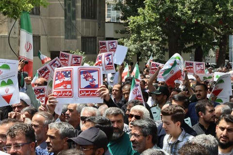 تصاویر / راهپیمایی عظیم مردم همدان در پاسخ به جنایت بزرگ رژیم صهیونسیتی