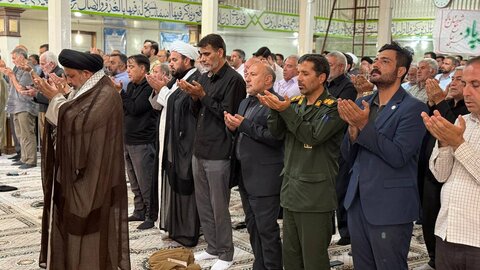 تصاویر/ اقامه نمازجمعه ماکو