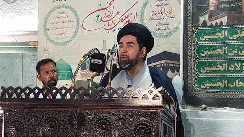 ایران واحد مسلم ملک ہے جو امریکہ و اسرائیل کے خلاف جرات مندی سے کھڑا ہے