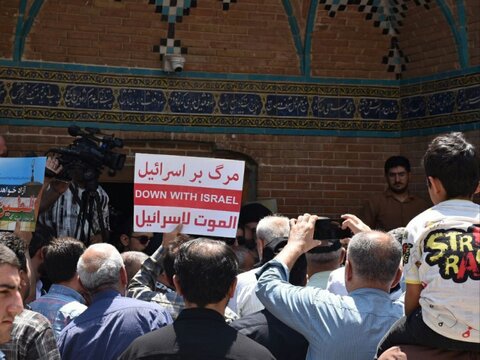 تصاویر/ نمازگزاران سنندجی جنایت صهیونیست ها را محکوم کردند