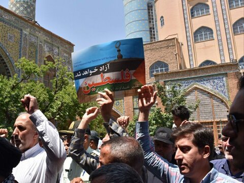 تصاویر/ نمازگزاران سنندجی جنایت صهیونیست ها را محکوم کردند