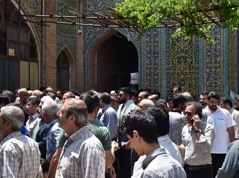 تصاویر/ نمازگزاران سنندجی جنایت صهیونیست ها را محکوم کردند