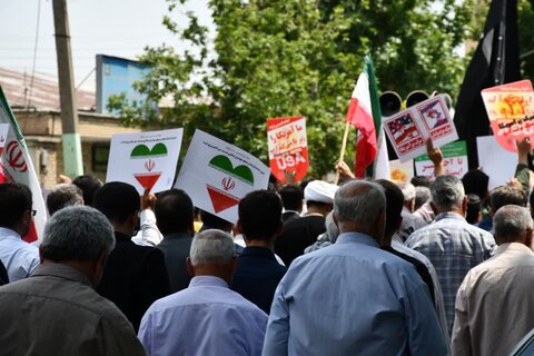 تصاویر/ خروش نمازگزاران نماز جمعه خوی بر علیه جنایت رژیم صهیونیستی