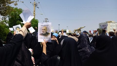 تصاویر/ حضور طلاب مدرسه علمیه فاطمه الزهرا ساوه در راهپیمایی محکومیت جنایت اخیر رژیم صهیونیستی