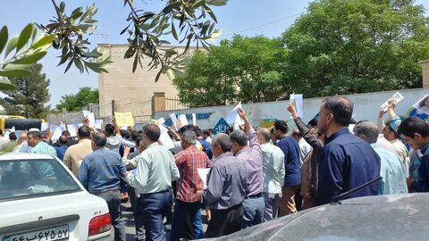 تصاویر/ حضور طلاب مدرسه علمیه فاطمه الزهرا ساوه در راهپیمایی محکومیت جنایت اخیر رژیم صهیونیستی