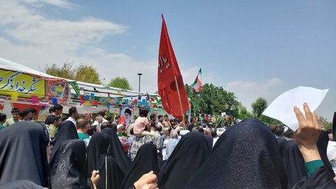 تصاویر/ حضور طلاب مدرسه علمیه فاطمه الزهرا ساوه در راهپیمایی محکومیت جنایت اخیر رژیم صهیونیستی