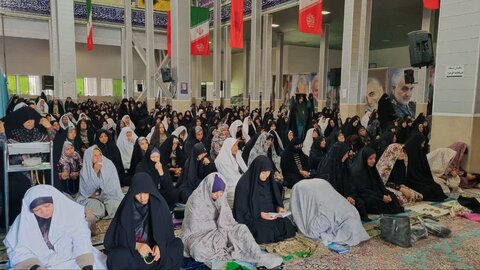 تصاویر/ نماز جمعه رابر