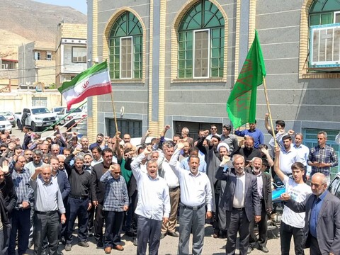 تصاویر/ نمازگزاران طارم جنایت صهیونیست ها را محکوم کردند