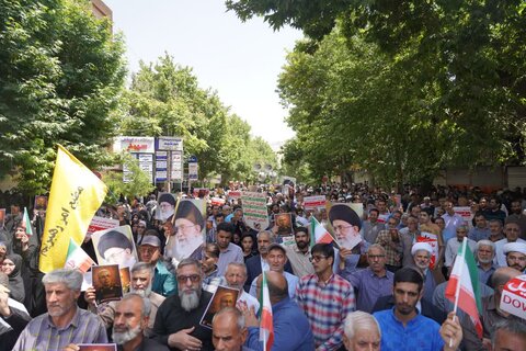 تصاویر راهپیمایی مردم خرم آباد در پی حمله اسرائیل به خاک مقدس ایران