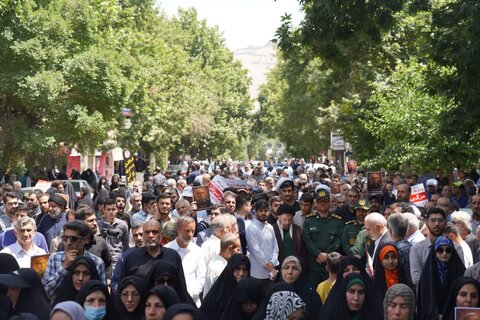 تصاویر راهپیمایی مردم خرم آباد در پی حمله اسرائیل به خاک مقدس ایران