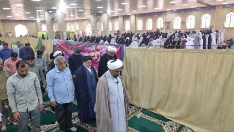 نماز جمعه گناوه به روایت تصویر