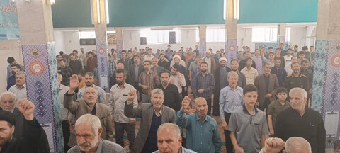 تصاویر| فریاد انزجار نمازگزاران نماز جمعه سلطانیه از جنایت رژیم صهیونسیتی