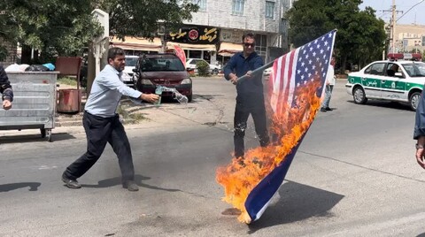 تصاویر/  راهپیمایی و حضور دشمن‌شکن، باشکوه و فریادهای انتقام جویانه و اعلام انزجار نمازگزاران جمعه هادیشهر