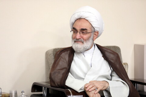 تصاویر/جمع بندی مسوبات سفر آیت الله اعرافی به استان گیلان