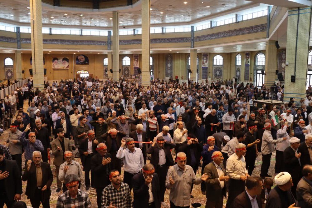 تصاویر/ آیین عبادی سیاسی نماز جمعه در ایلام