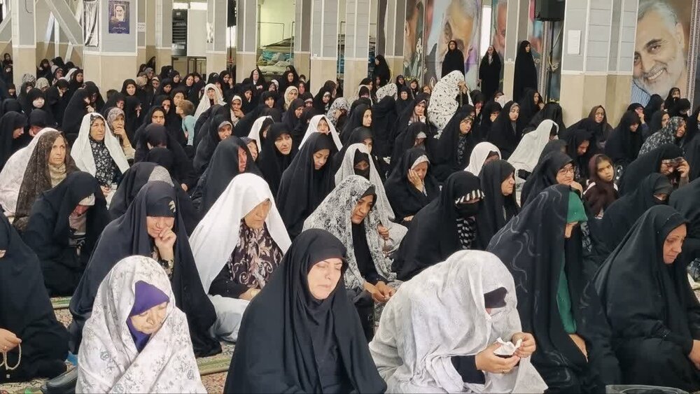 تصاویر/ اقامه نماز جمعه رابر