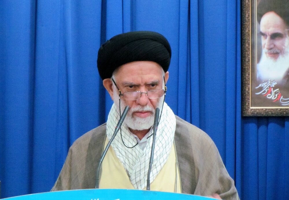دشمن متجاوز تنبیه خواهد شد