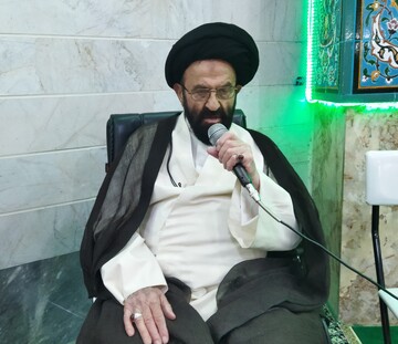 همدلی و اتحاد ملت و اطاعت از رهبر معظم انقلاب، وظیفه همگانی است