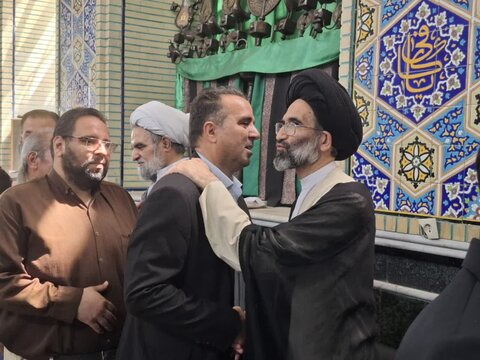 تصاویر/ دیدار عیدانه مردم و مسئولان با نماینده ولی فقیه درکاشان
