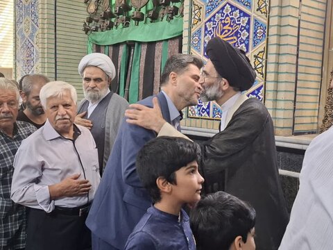 تصاویر/ دیدار عیدانه مردم و مسئولان با نماینده ولی فقیه درکاشان