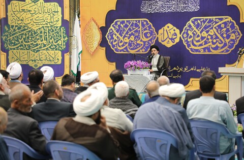 تصاویر/ دیدار عیدانه نماینده ولی فقیه در آذربایجان غربی با عموم مردم