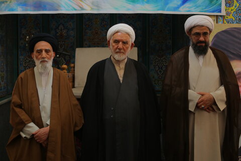 عمامه گذاری تعدادی از طلاب در همدان