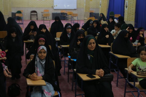 عمامه گذاری تعدادی از طلاب در همدان