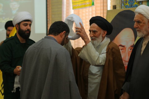 عمامه گذاری تعدادی از طلاب در همدان