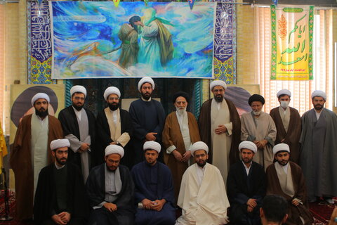 عمامه گذاری تعدادی از طلاب در همدان