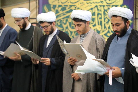 تصاویر/ آئین تلبّس جمعی از طلاب حوزه علمیه ارومیه به لباس مقدس روحانیت