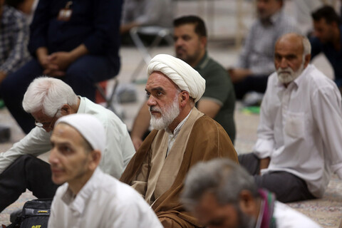 تصاویر/مراسم ظهر روز عید سعید غدیر در حرم حضرت معصومه (س)