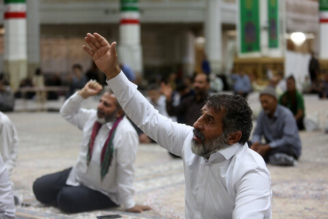 تصاویر/مراسم ظهر روز عید سعید غدیر در حرم حضرت معصومه (س)