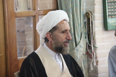 تصاویر / دیدار مدیروکادر  حوزه علمیه علمیه قزوین با نماینده ولی فقیه در استان قزوین به مناسبت عید سعید غدیر خم