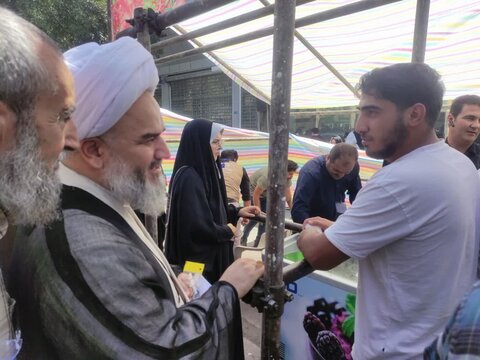 تصاویر/ بازدید امام جمعه نقده از مواکب غدیر در شهرستان نقده