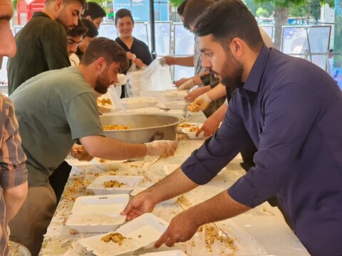 تصاویر/ بازدید امام جمعه چایپاره از مواکب طبخ غذا در روز غدیر