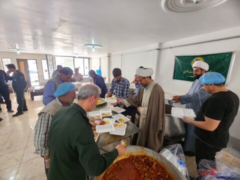 تصاویر/ بازدید امام جمعه چایپاره از مواکب طبخ غذا در روز غدیر