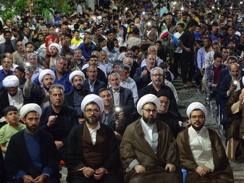 تصاویر/ اجتماع بزرگ مردم انقلابی چهاربرج در خیابان غدیر