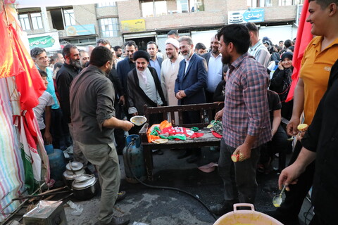 تصاویر/ حضور نماینده ولی فقیه آذربایجان‌غربی در مراسم جشن خیابانی غدیر خم ارومیه