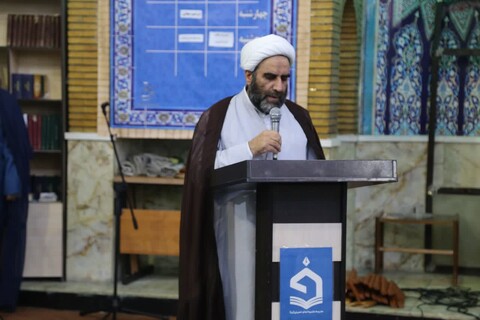 تصاویر/عمامه‌گذاری طلاب در مسجد اعظم اهواز همزمان با عید سعید غدیر خم