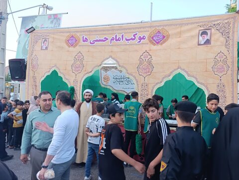 تصاویر/ مراسم جشن یک کیلومتری عید غدیر شهرستان شوط