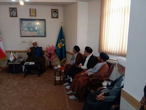 تصاویر/ دیدار جمعی از علماء شهرستان مرند با امام جمعه مرند