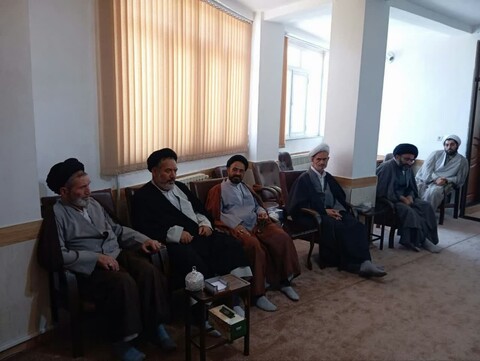 تصاویر/ دیدار جمعی از علماء شهرستان مرند با امام جمعه مرند