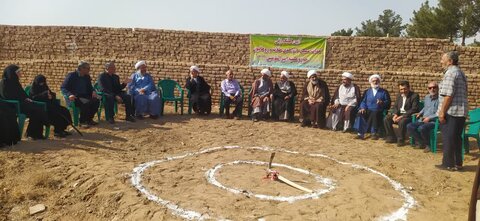 تصاویر/ آئین کلنگ‌زنی ساخت مسکن  طلاب و روحانیون مدرسه علمیه امیرالمومنین آران و بیدگل