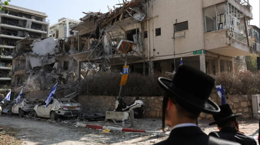 كيف أثرت رشقات إيران الست على الرأي العام في إسرائيل؟ كيف أثرت رشقات إيران الست على الرأي العام في إسرائيل؟