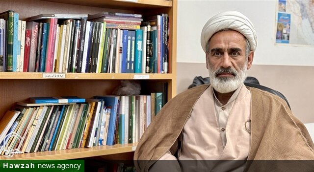تحویل مدارک تحصیلی برای ۴۳۲ شهید روحانی حوزه علمیه خراسان در چهار سطح تحصیلی